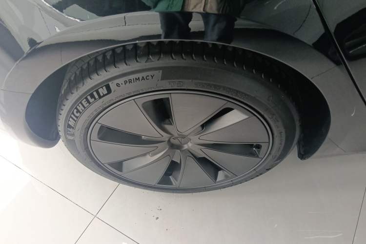 Used Tesla Model 3 2023 Rear-Wheel-Drive Version