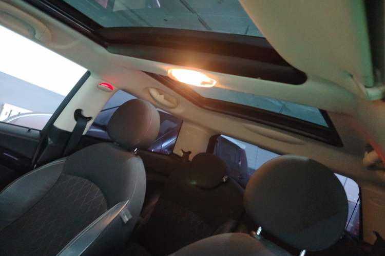 Used MINI MINI 2012 1.6T COOPER S Bayswater