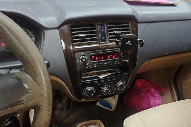 Used Wuling Rongguang 2014 1.2L S Standard Model