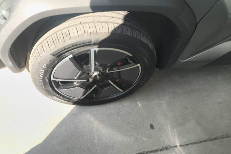 Used Formula Leopard Titanium 3 2025 501KM All-Wheel Drive Intelligent Driving Ultra Version
