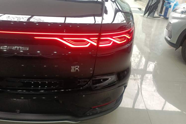 Used BYD Han 2025 DM-i Intelligent Driving Edition 125KM Prestige Model
