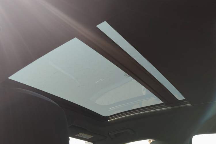 Used Volkswagen Passat 2025 Pro 380TSI Starry Dragon Luxury Edition Headliner