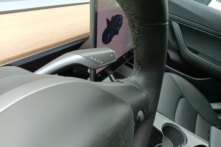 Used Tesla Model 3 2019 Standard Range Rear-Drive Upgraded Version