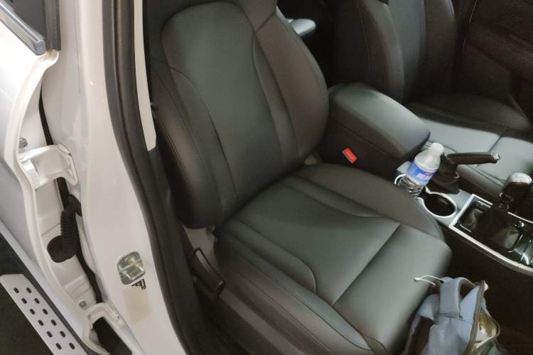 Used Haval H2 2016 Red Label 1.5T Manual Two-Wheel Drive Elite Model