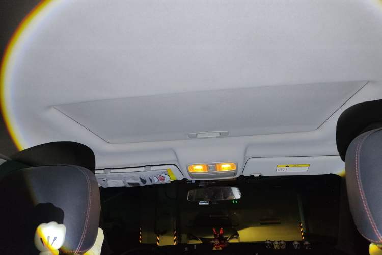 Used CHANGAN CS75 2014 1.8T Automatic Elite Model China IV Standard Headliner