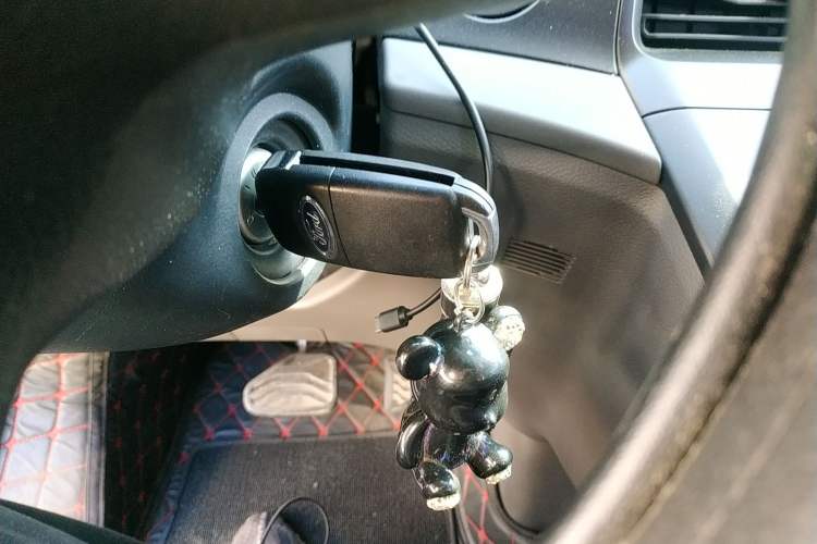 Used Ford Transit 2023 2.0T Diesel Automatic Multi-Purpose Commercial Vehicle Mid-Frame Mid-Roof 5/6 Seats
