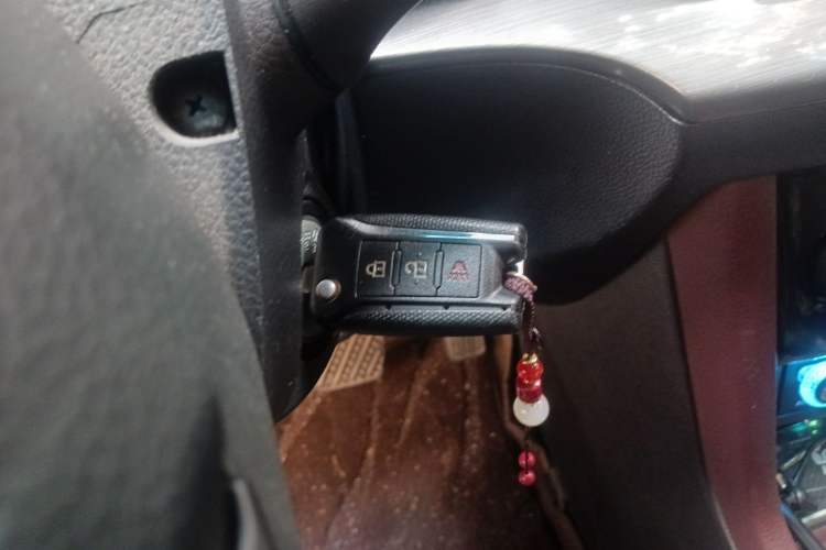 Used Venucia M50V 2017 1.6L XL CVT Luxury Edition
