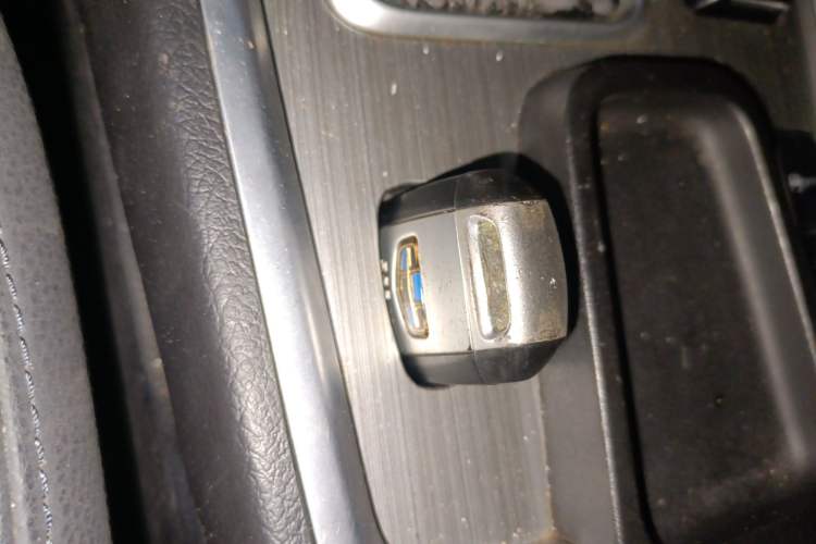 Used Geely Auto Vision X6 2016 1.3T CVT Flagship Model