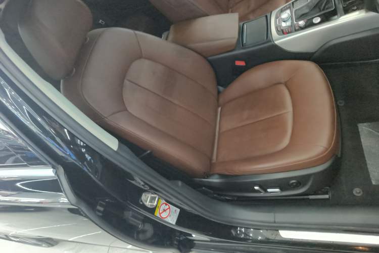 Used Audi A6L 2018 30th Anniversary Edition TFSI Trendy Model
