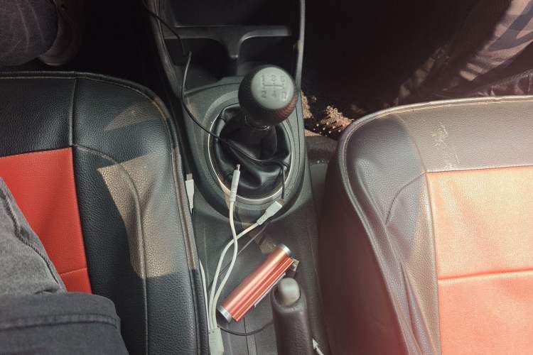 Used Honda Fit 2011 1.3L manual Comfort version