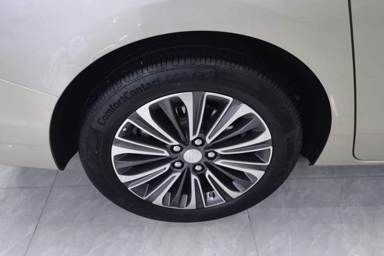 Used Buick GL8 2020 ES Land Cruiser 653T Luxury Model