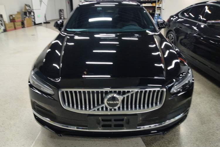 Used Volvo S90 2024 B5 Zhiyi Luxury Edition