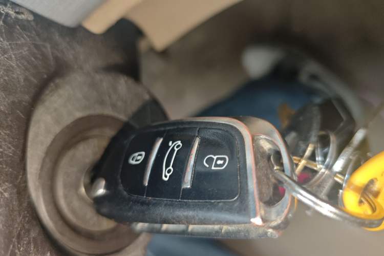 Used Baojun 730 2016 1.5L Manual Comfort Version 7 Seats China V Emission Standard