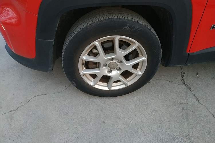 Used Jeep Renegade 2019 220T Automatic Leading Edition