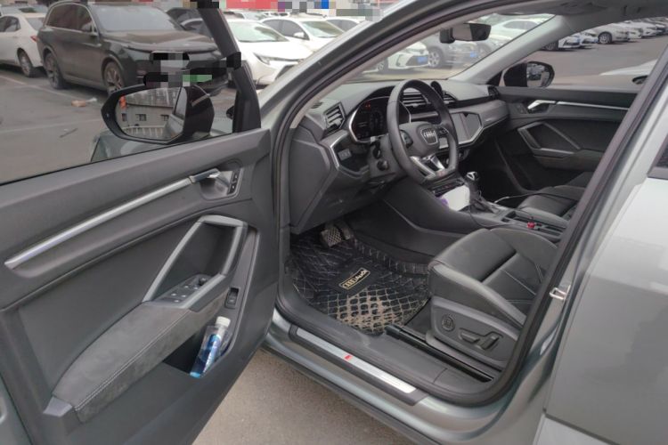 Used Audi Q3 Sportback 2022 40 TFSI Fashion Model
