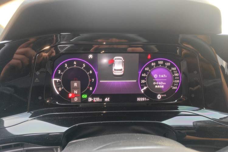 Used Volkswagen Golf 2023 Facelift 280TSI DSG R-Line Lite