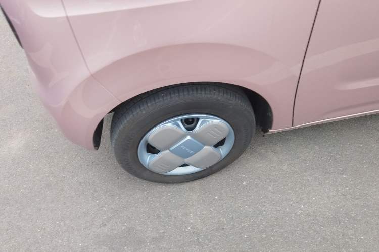 Used Geely Galaxy Panda 2023 Panda Mini 200km Endurance Bear
