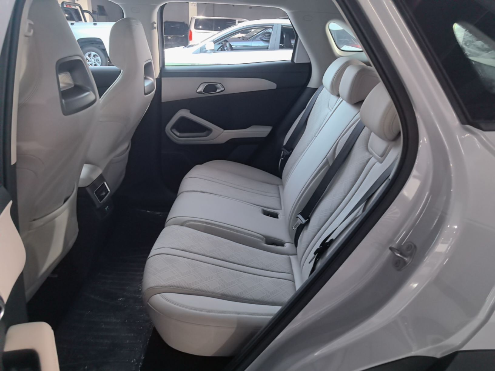 BYD Yuan UP 2025 Intelligent Driving Version 401 km Leading Edition — снимка 20