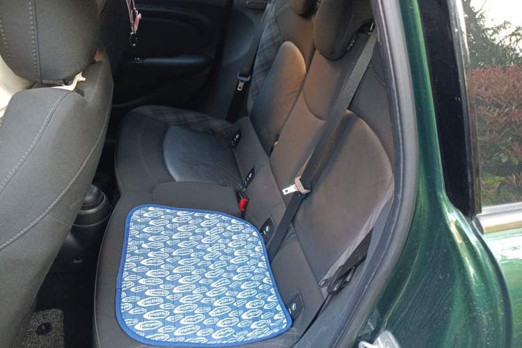 Used MINI 2016 1.5T COOPER Five-Door Edition Left Rear Seat