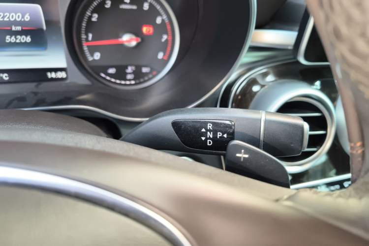 Used Mercedes-Benz GLC 2019 Facelift GLC 260 L 4MATIC Luxury Model
