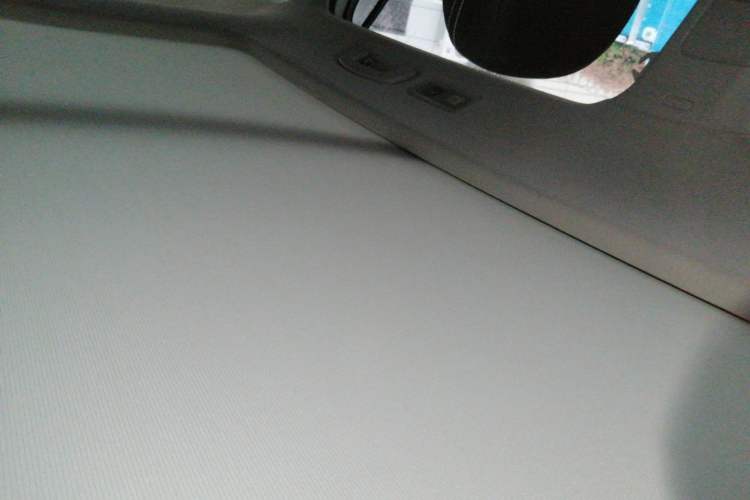 Used Volkswagen Tiguan L 2019 330TSI Automatic Two-Wheel Drive Panoramic Comfort Edition China VI Standard Headliner