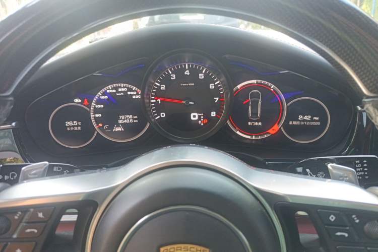 Used Porsche Panamera 