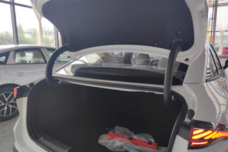 Used Geely Galaxy L6 2025 EM-i 60km Exploration Edition