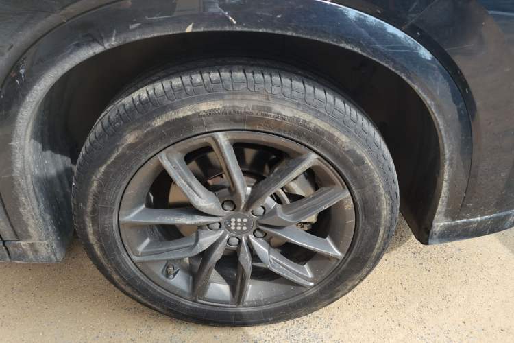 Used Landian E5 2024 Honor Edition 100KM Deluxe 7-Seater
