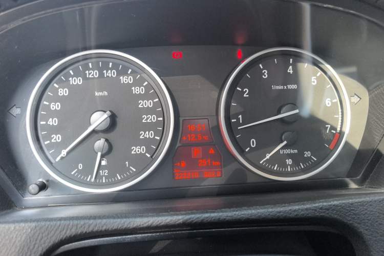 Used BMW X5 2011 xDrive35i Luxury Model
