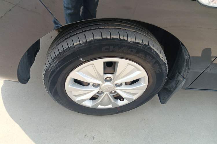 Used JAC Refine M3 2019 Creator Edition 1.8L Luxury Model Left Front Wheel Hub