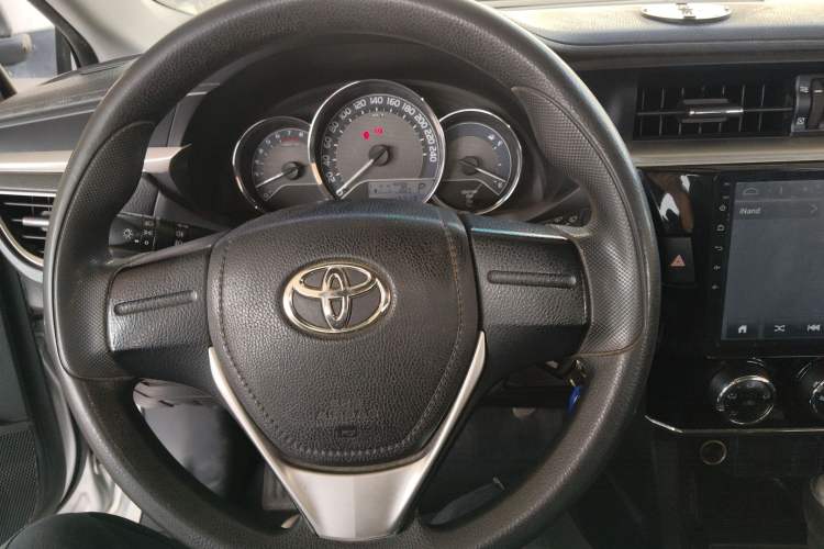 Used Toyota Corolla 2017 Revised Version 1.6L S-CVT GL