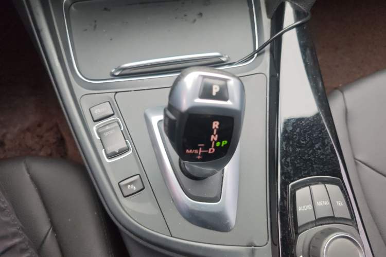 Used BMW 3 Series 2017 320Li Fashion Model Gear Lever