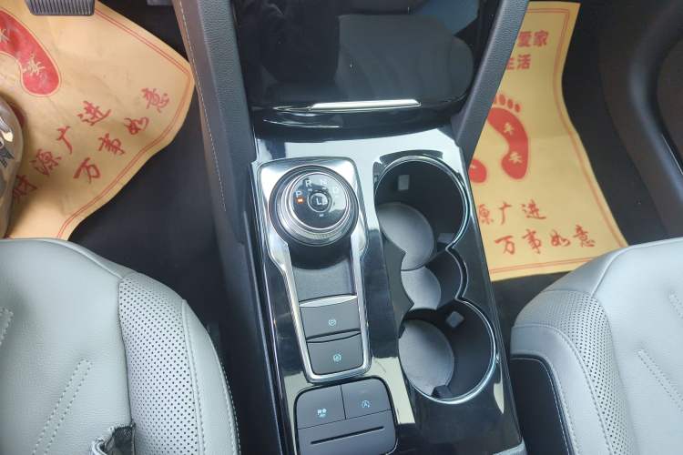 Used Ford Escape 2020 EcoBoost 245 Two-Wheel Drive Smart & Enjoyment Model
