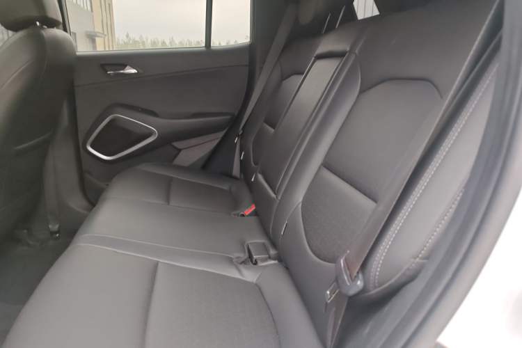 Used Hyundai ix35 2019 2.0L Automatic 2WD Zhiyong·Changxiang Edition China VI Standard Left Rear Seat