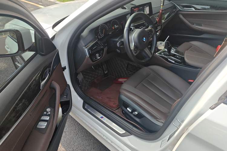 Used BMW 5 Series 2019 525Li M Sport Package
