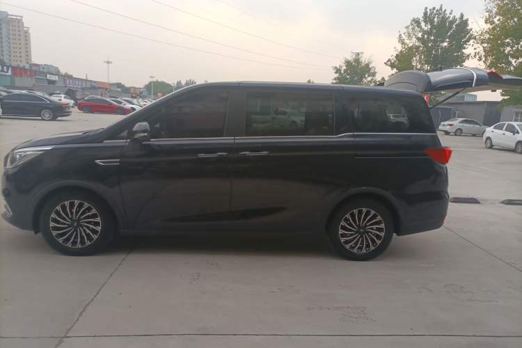 Used Oshan Cosmos 2019 1.5T Automatic Flagship Version China VI Standard