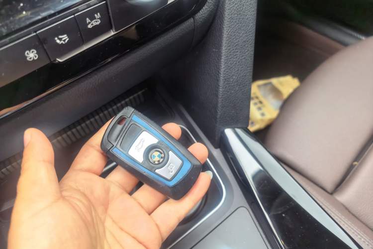 Used BMW 3 Series 2018 320Li Leading Model M Sport Package
