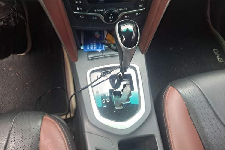 Used BYD G5 2014 1.5TID Automatic Flagship Model
