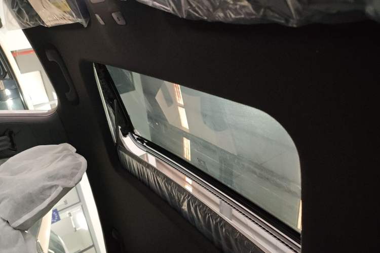 Used Roewe D6 2025 450km Deluxe Edition