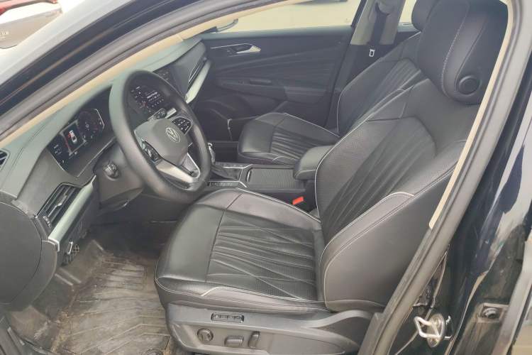 Used Volkswagen Passat 2023 Restyled 330TSI Starry Luxury Edition