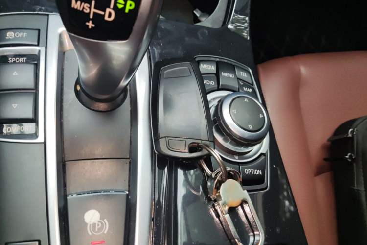 Used BMW 5 Series 2017 520Li Elegant Edition Vehicle Key