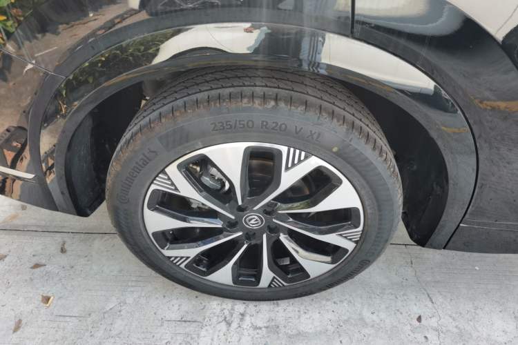 Used CHANGAN CS75 PLUS 2025 4th Generation UItra 2.0T New Blue Whale Smart Intelligent Powertrain Version
