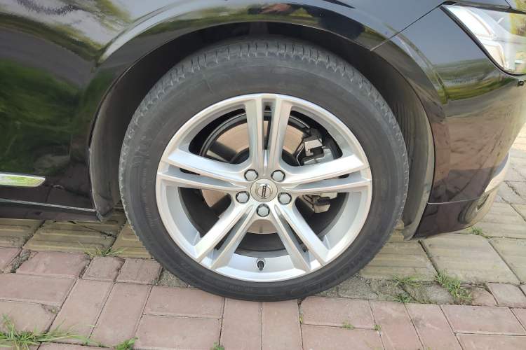 Used Volvo S90 2019 T5 Zhiyi Edition Right Front Wheel Hub