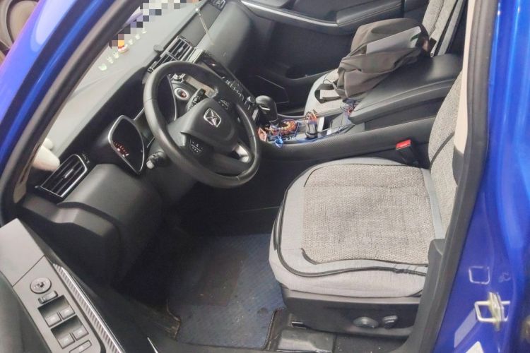 Used JMC Yusheng S330 2016 1.5L GTDi Automatic Two-Wheel Drive Prestige Edition
