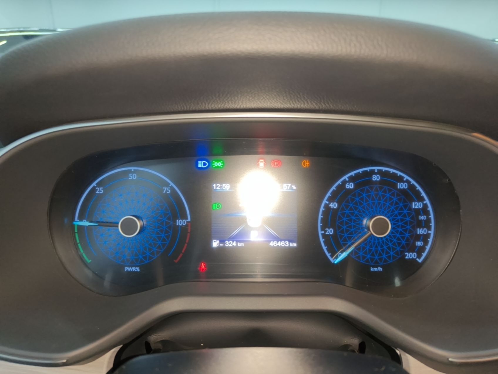 Hongqi E-QM5 2024 610 km PLUS — снимка 14
