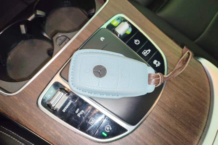 Used Mercedes-Benz GLC 2020 GLC 300 L 4MATIC Luxury Model
