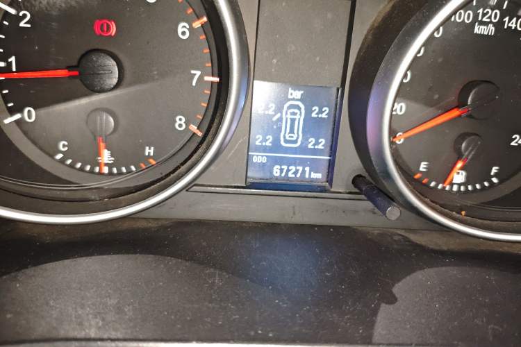 Used Haval H6 2015 Upgraded Model 1.5T Manual Two-Wheel Drive Elite Version