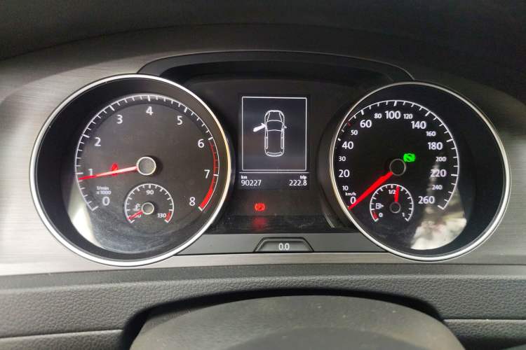 Used Volkswagen Golf 2015 1.6L Automatic Comfort Model
