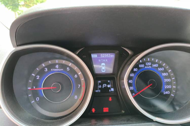 Used Hyundai Elantra (5th Generation / Langdong) 2013 1.6L Automatic Leading Model