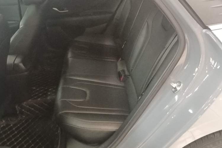 Used Hyundai Elantra 2021 1.5L CVT LUX Prestige Edition